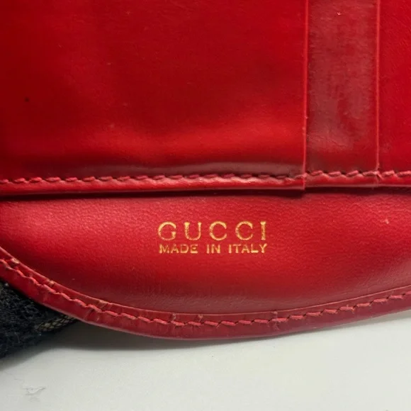 Gucci Vintage Red Leather Half-Moon Clutch with Gold hardware - Picture 7 of 16